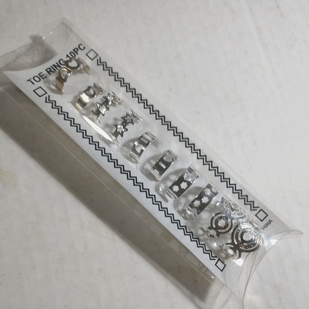 Toe Rings Lot Of 10 Pieces Silver tone New in Package